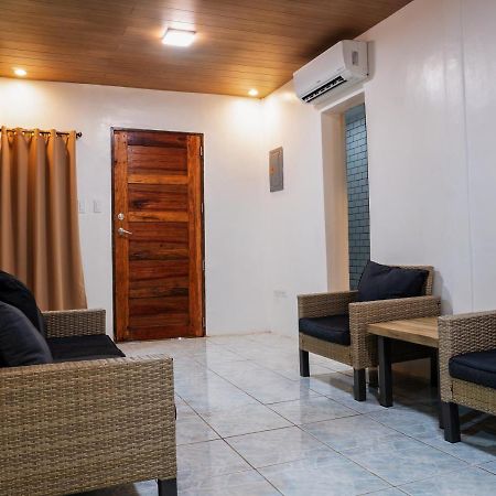 B&B Backpackers Coron Buitenkant foto